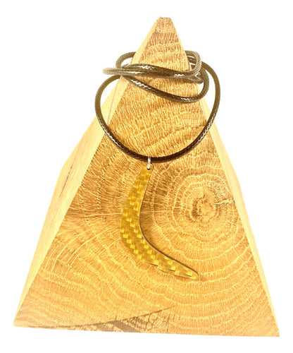 Gold Yellow Boomerang Carbon Fiber Jewels Pendentif for Men Women Kid's Unisex Or Jaune